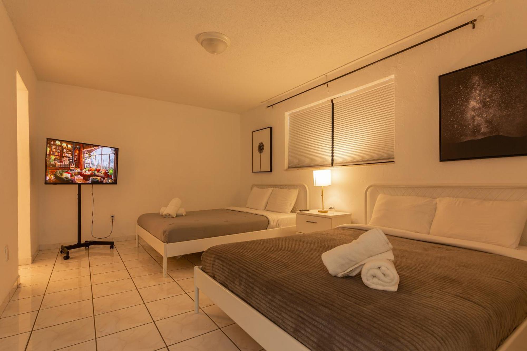 One Bedroom Apartment - With Parking & Balcony - Heart Of Wynwood 마이애미 외부 사진