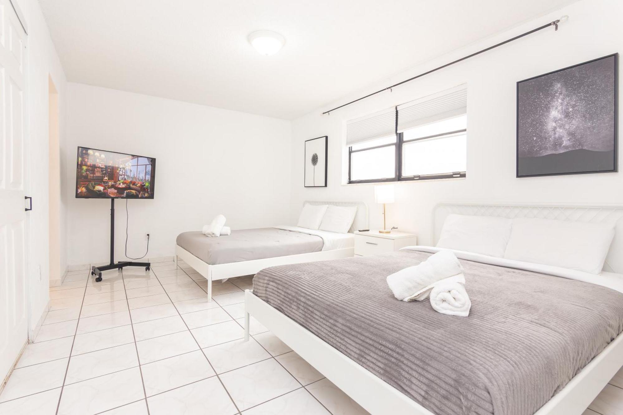 One Bedroom Apartment - With Parking & Balcony - Heart Of Wynwood 마이애미 외부 사진